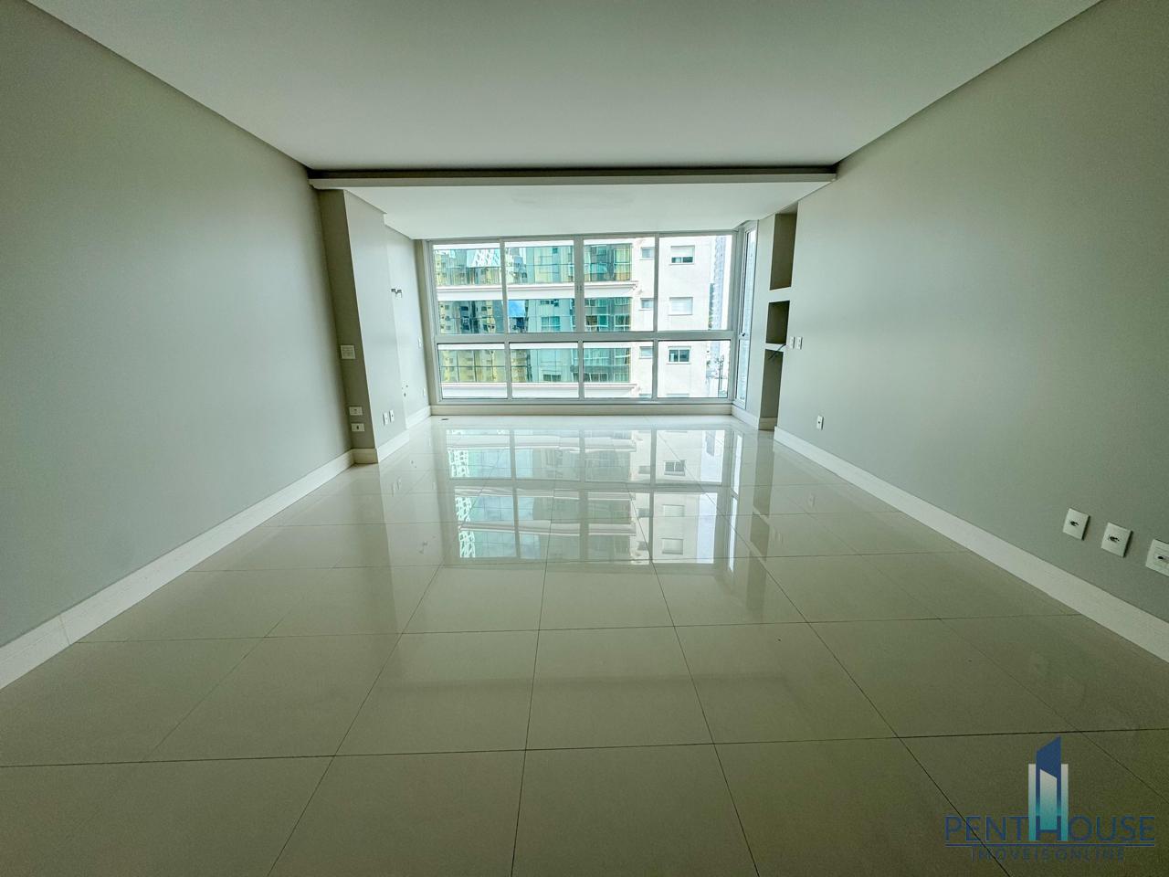 Apartamento, 3 quartos, 150 m² - Foto 2