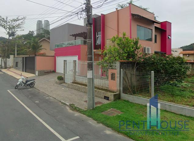 Casa, 3 quartos, 240 m² - Foto 1