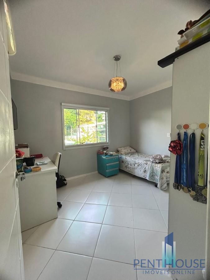 Casa, 3 quartos, 240 m² - Foto 19