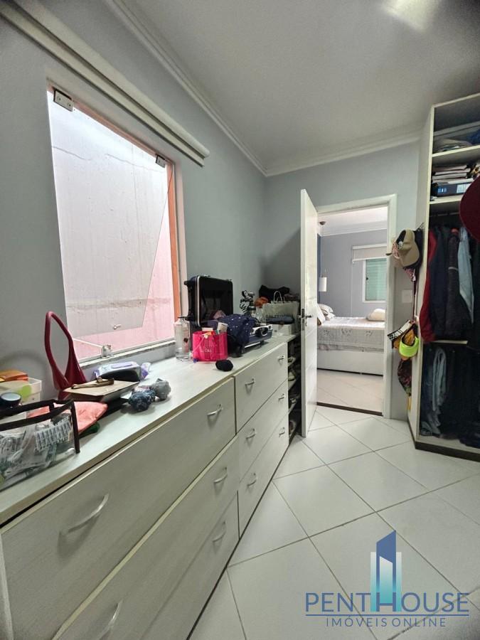 Casa, 3 quartos, 240 m² - Foto 31