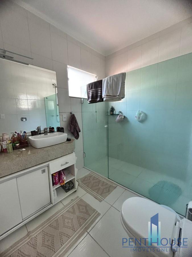 Casa, 3 quartos, 240 m² - Foto 30