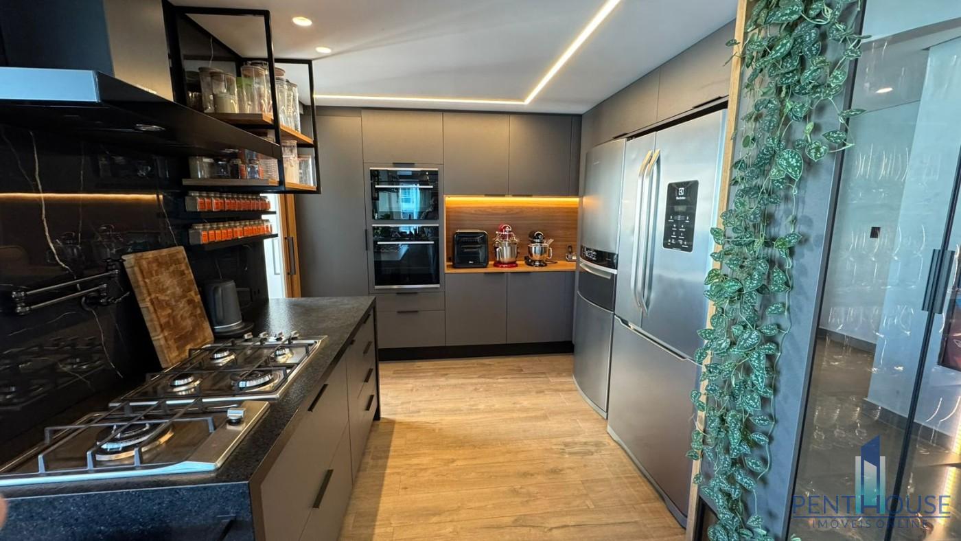 Cobertura, 3 quartos, 210 m² - Foto 5