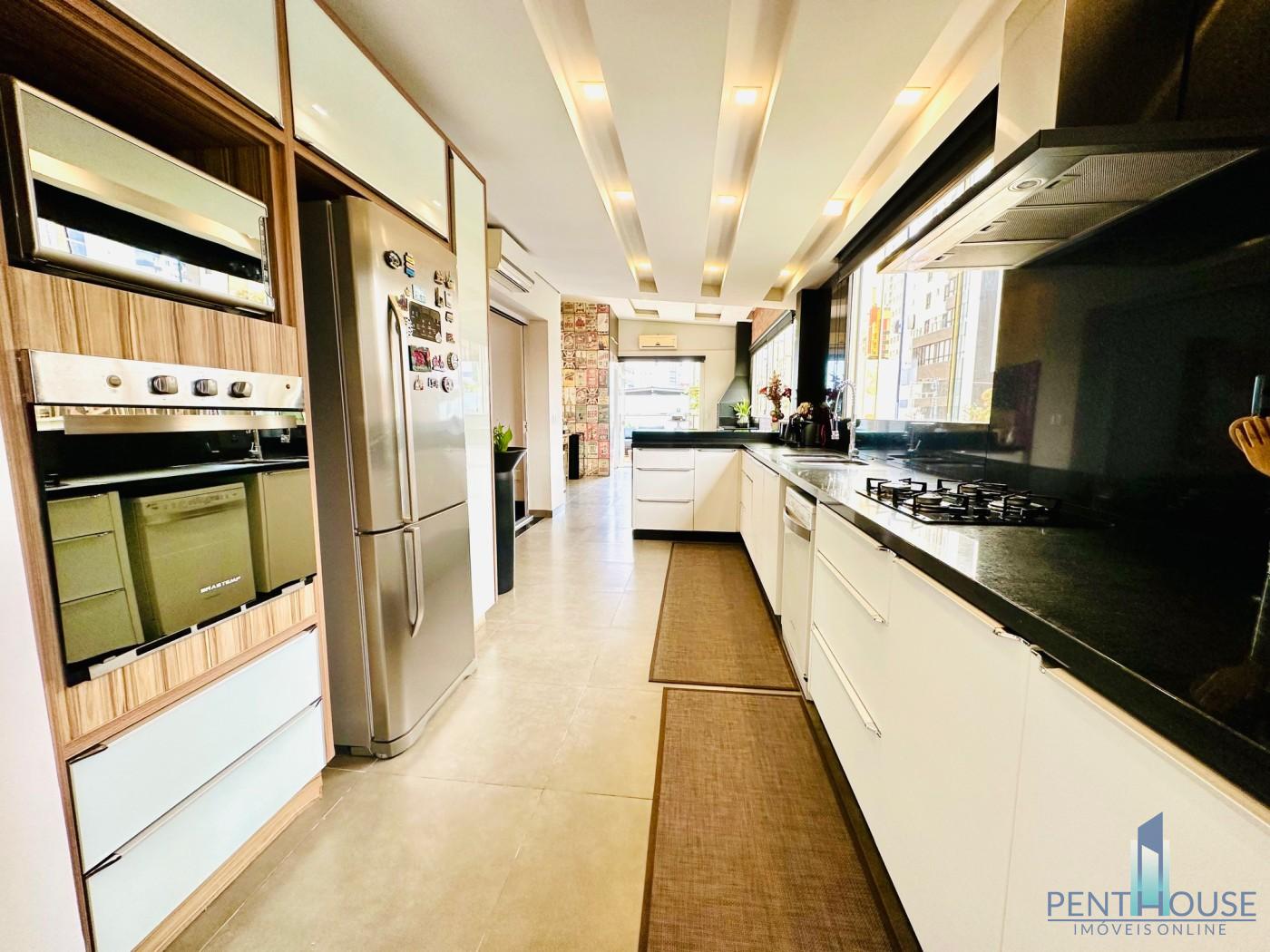 Apartamento, 3 quartos, 209 m² - Foto 6