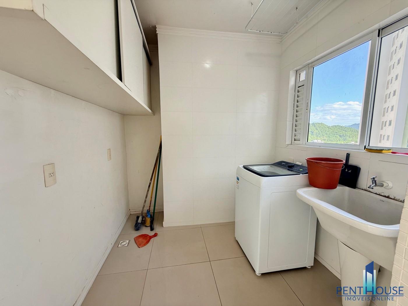 Cobertura, 3 quartos, 216 m² - Foto 21